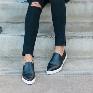 Moving Sale• Vince Paeyre Black Leather Slip Ons